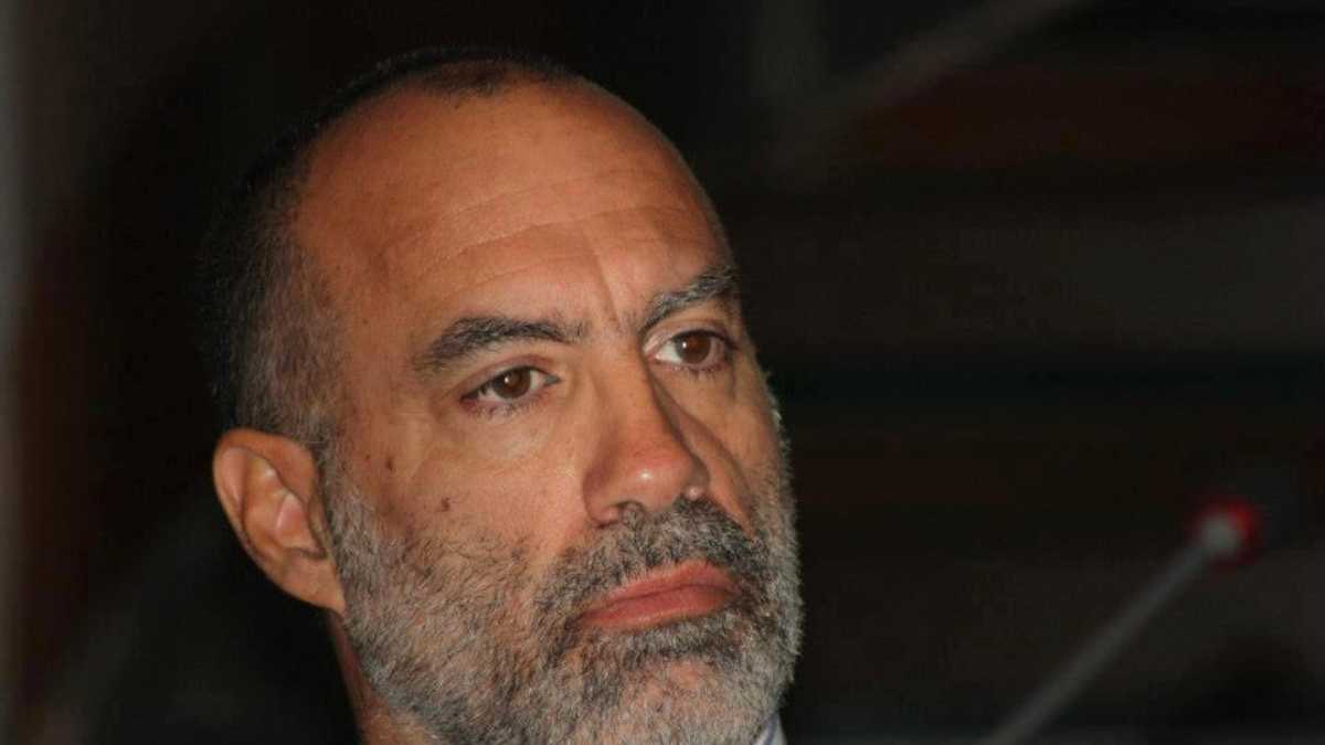 Immagine di Il governatore Rocca conferma la fiducia a De Angelis: non deve dimettersi
