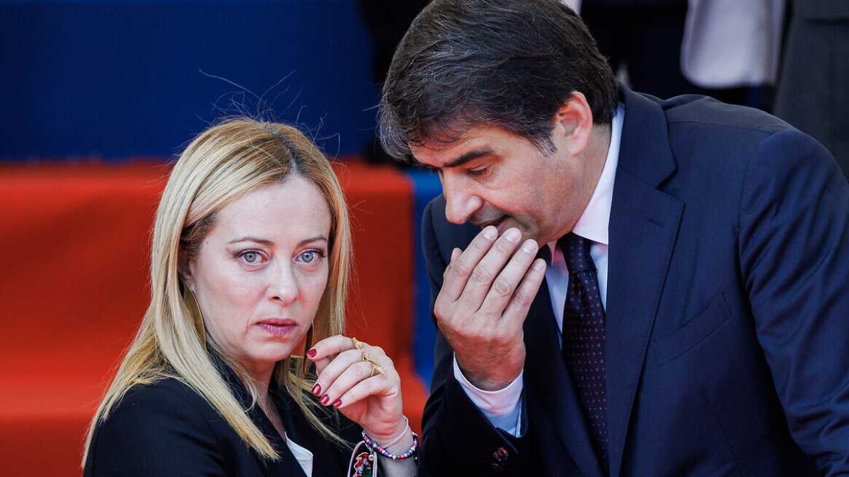Immagine di Sindaci e governatori (anche di destra) protestano sul Pnrr. Fitto prende tempo, l'Ue chiederà chiarezza