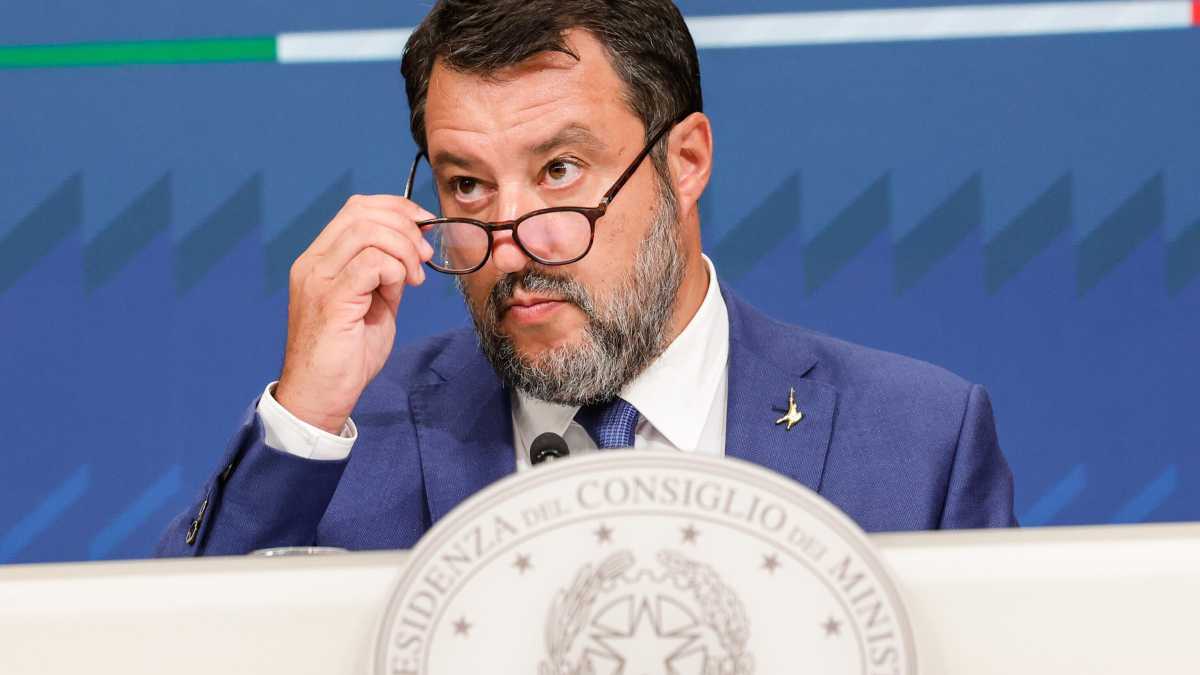 Immagine di Salvini ci ripensa sul 5G e arriva il decreto