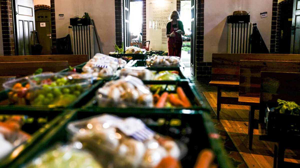 Immagine di A luglio l'inflazione rallenta e scende sotto il 6 per cento