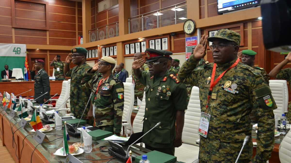 Immagine di Il generale, il presidente e il ribelle. Chi vuol fare da mediatore in Niger