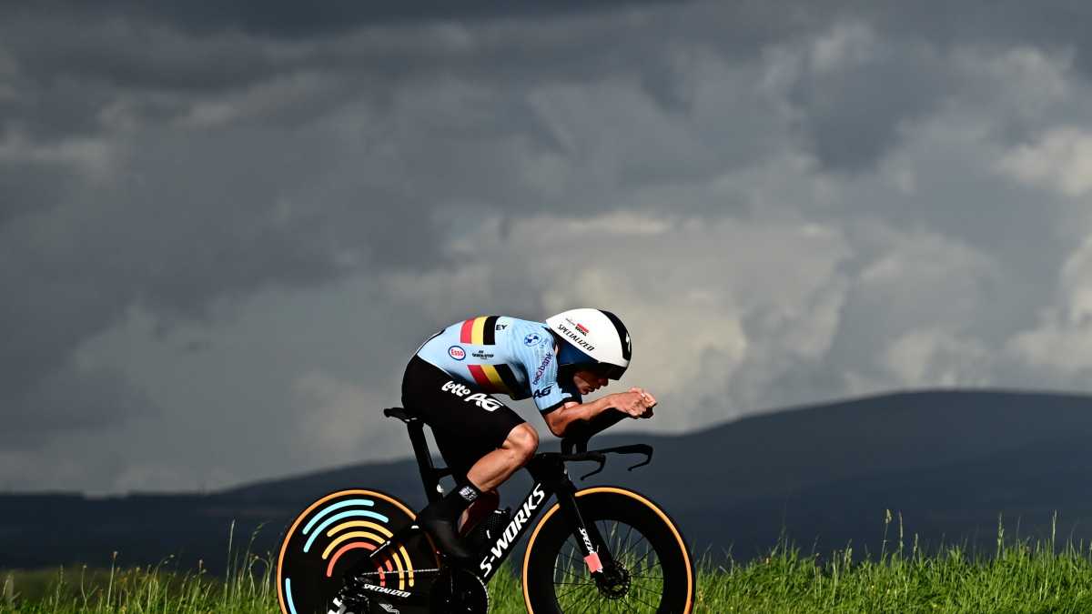 Immagine di Il nuovo capitolo della sfida di Remco Evenepoel con se stesso: campione del mondo a cronometro