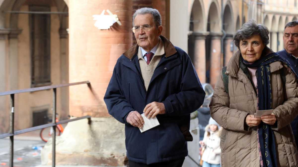 Immagine di Cosa rimane dei Prodi, i Kennedy di Bebbio