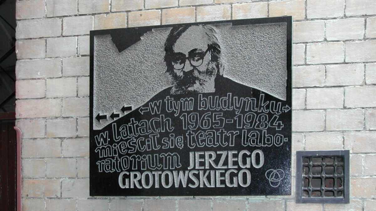 Immagine di La devozione per Jerzy Grotowski in un libro-indagine su ciò che c’è oltre il teatro