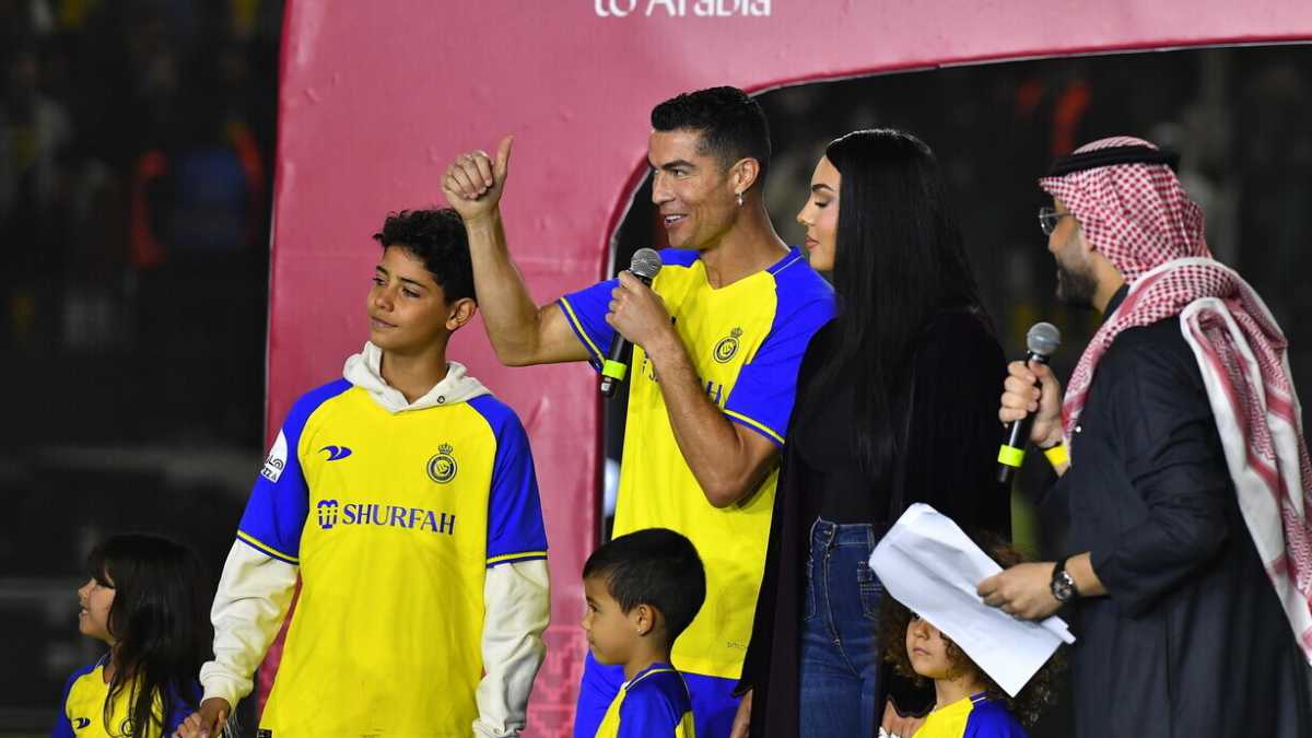Immagine di Tv accese sul calcio arabo