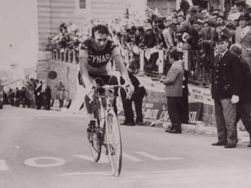 "Su una bicicletta ho sognato e mi sono divertito". Intervista a Mario Maino