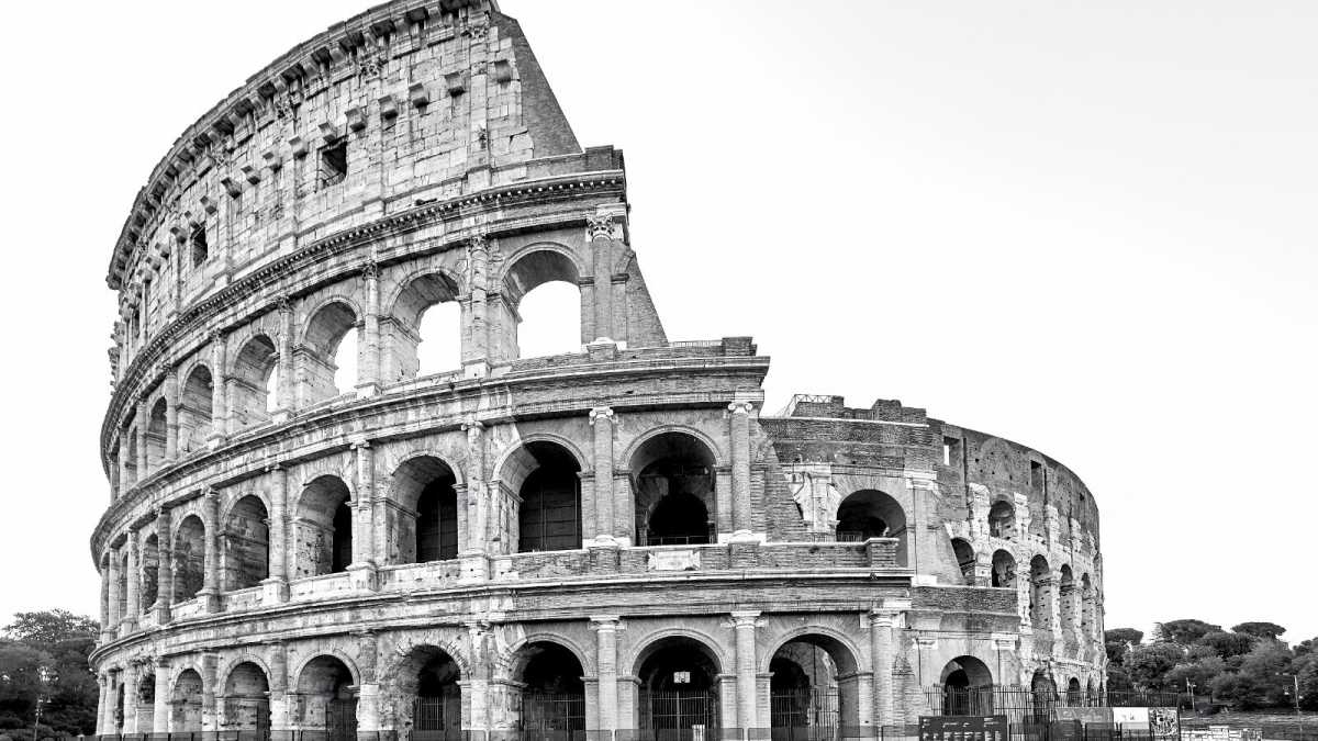 Immagine di Se profaniamo le chiese, tanto vale ripristinare l’antico uso degli anfiteatri