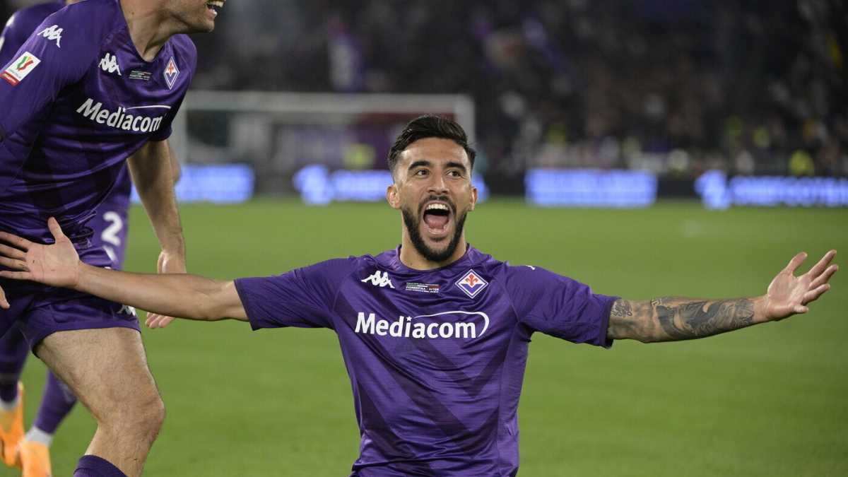 Immagine di Nico Gonzalez e ciò che significa indossare la maglia numero 10 a Firenze