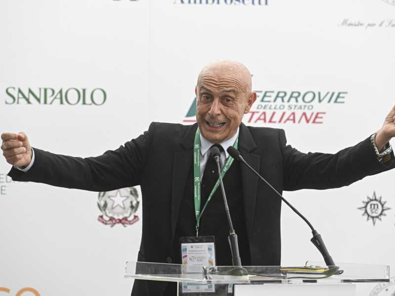 La linea confusa del Pd sull’immigrazione: fermare gli sbarchi? Boh