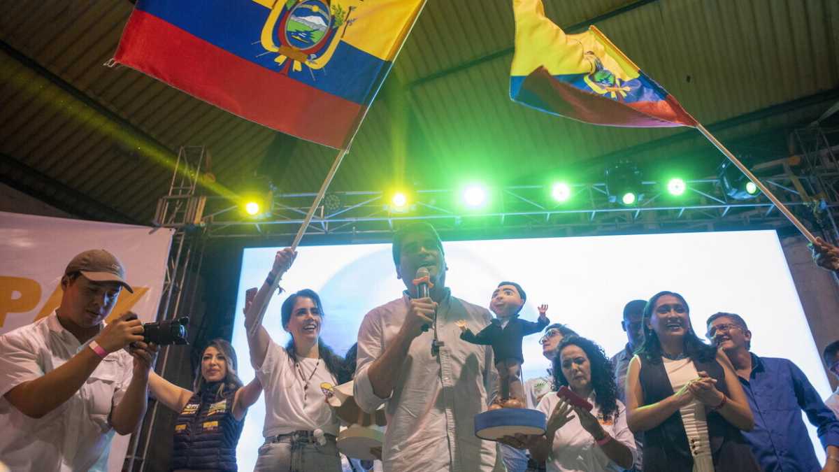 Immagine di L’omicidio di Villavicencio, l’ombra di Correa e le promesse dei candidati. Domani il voto in Ecuador