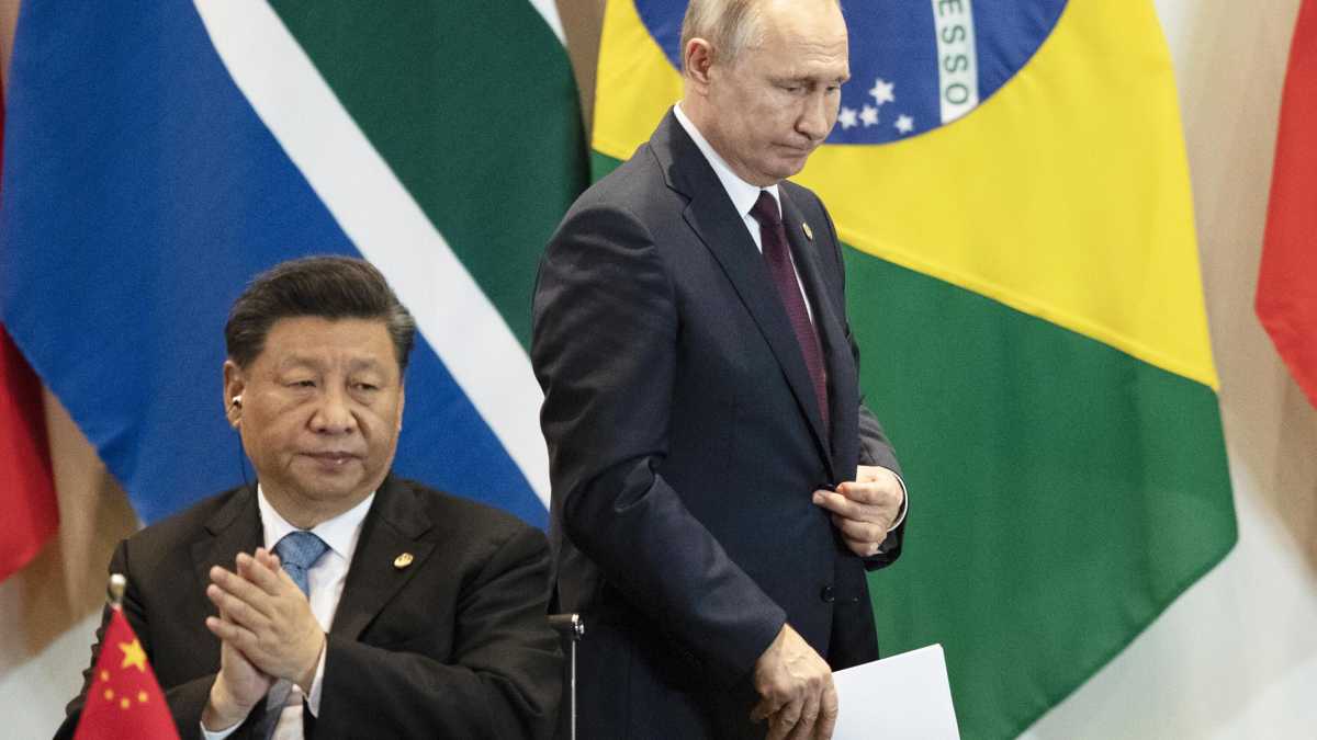 Immagine di Panzane da Brics. I cinque si riuniscono in Sudafrica con pochi obiettivi, oltre al simbolismo