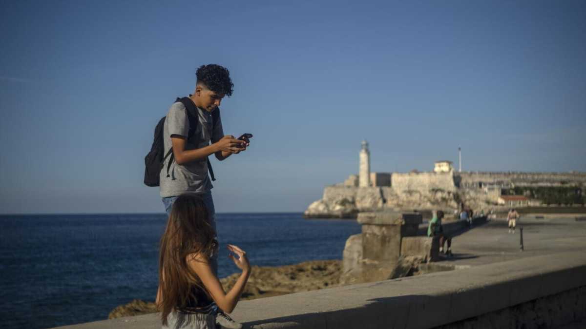 Immagine di Di chi è il problema della tecnodipendenza dei nostri figli