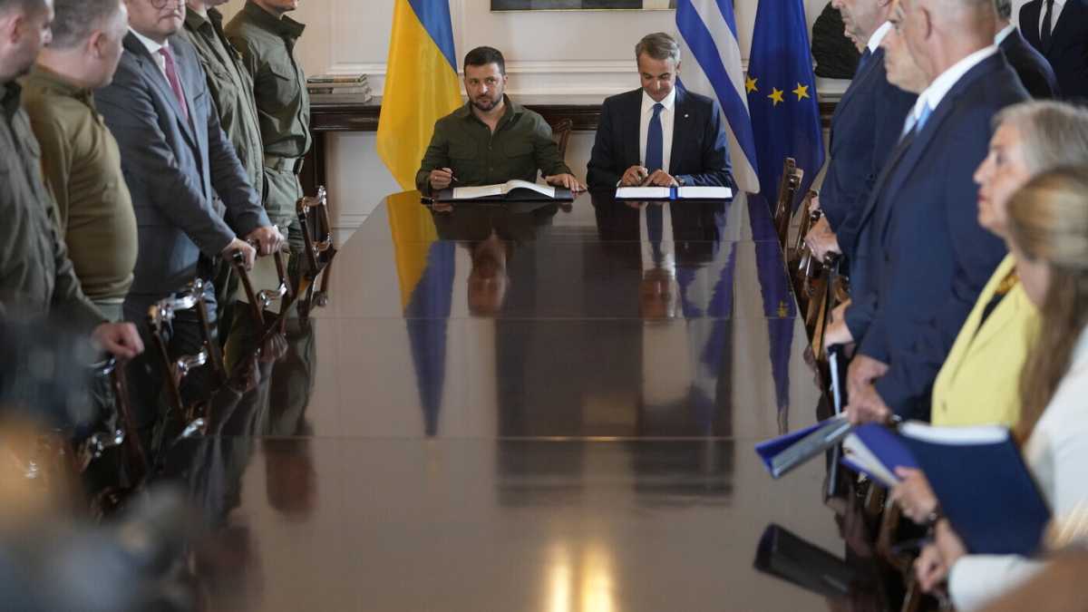 Immagine di Zelensky incontra gli alleati in attesa dell'autunno di guerra