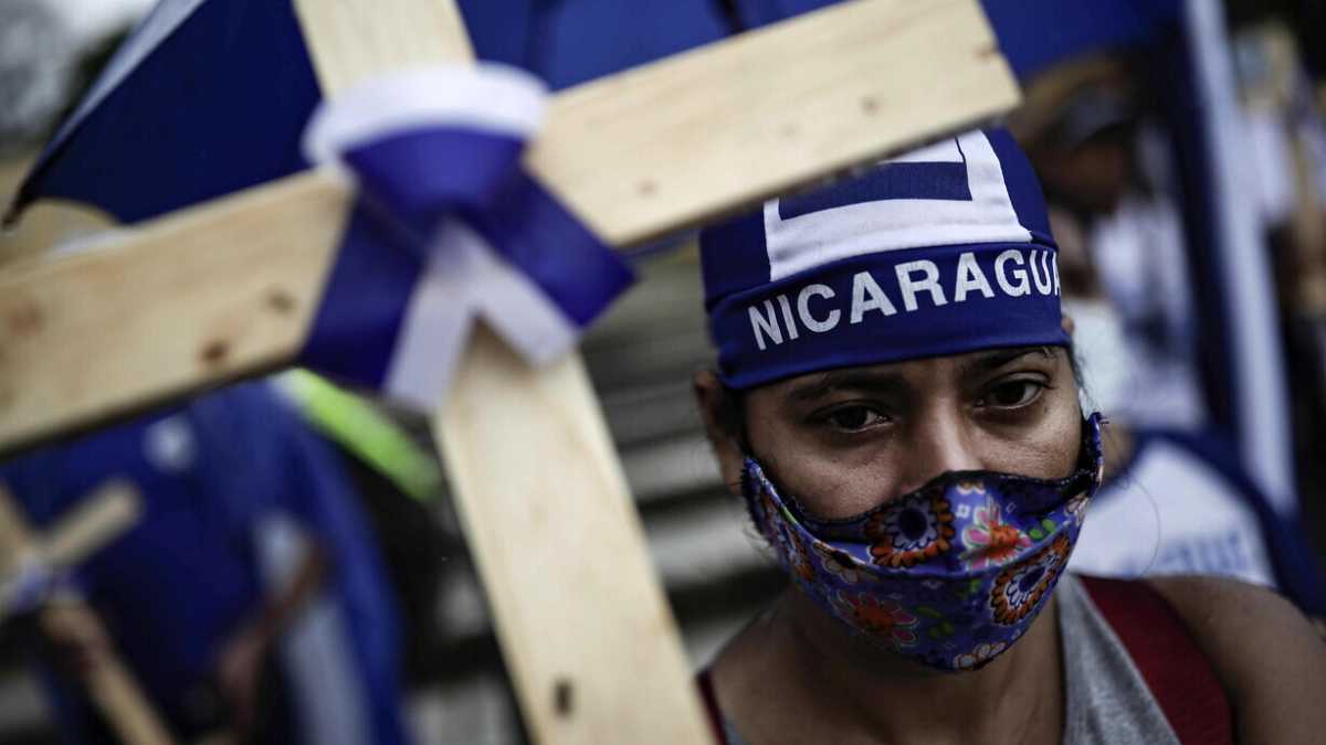 Immagine di Ortega caccia pure i gesuiti, la linea vaticana in Nicaragua è una catastrofe