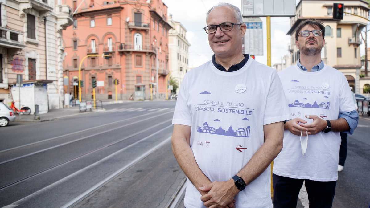 Immagine di Il futuro dei tram a Roma è diventato uno scontro di civiltà (e un dramma per il Messaggero)