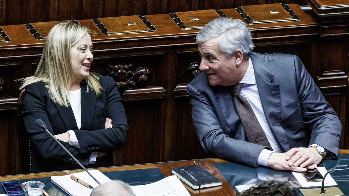 Immagine di "Date qualcosa a Tajani". Il collasso di Forza Italia è il cruccio di Meloni