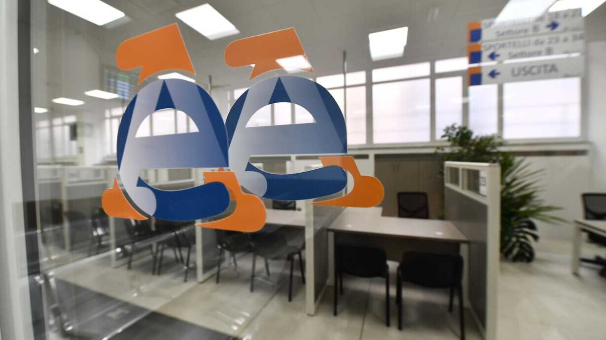 Immagine di Altro che Vannacci. Il vero botto dell’estate lo fa l’Agenzia delle Entrate