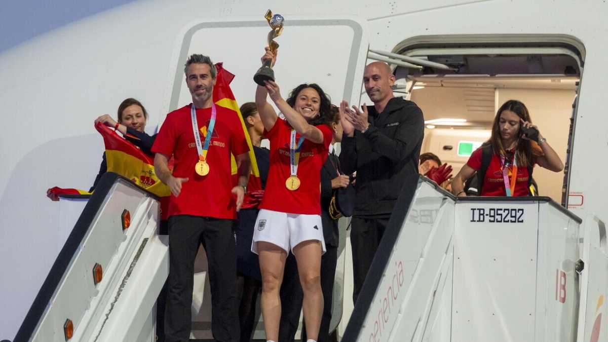 Immagine di Essere cacciati dopo aver vinto un mondiale: ecco cosa non va nel calcio femminile