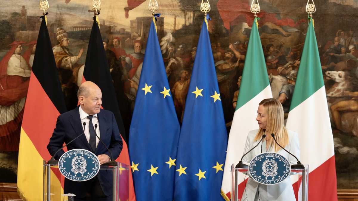 Immagine di Meloni tentata dalla battaglia contro Berlino sul Patto di stabilità. Poi ci ripensa su suggerimento di Bruxelles