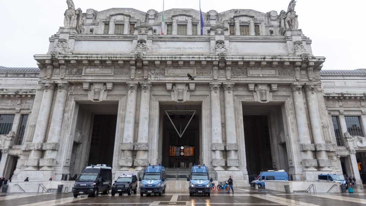 Immagine di Rolex, Vieri e gli altri. Tre calci negli stinchi alla Milano (ex) glam