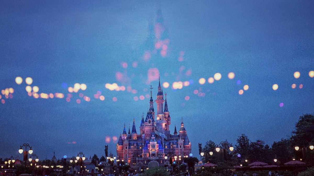 Immagine di L'ultima rivoluzione. Il trambusto nel mondo digitale coinvolge Disney e Charter