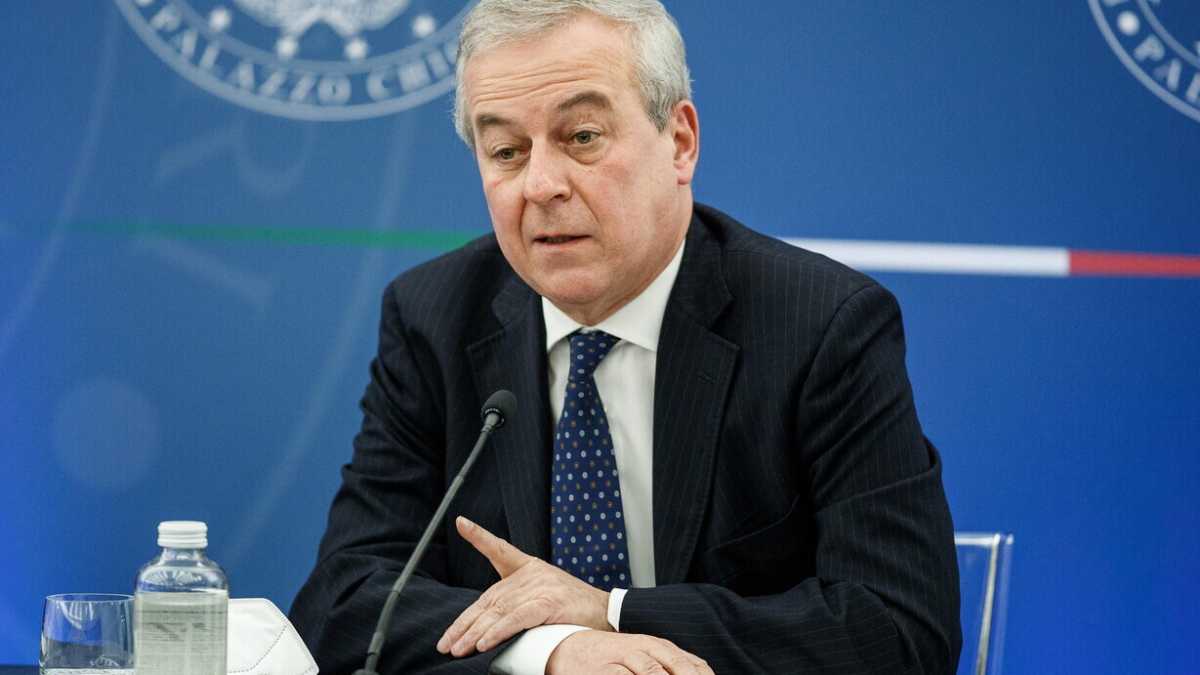 Immagine di Il nuovo obiettivo dello spoil system di Meloni sul Covid è Locatelli