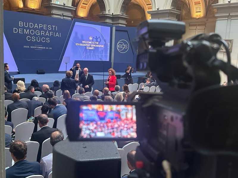Orbán incontra Meloni a Budapest: “Dobbiamo parlare di molte cose"
