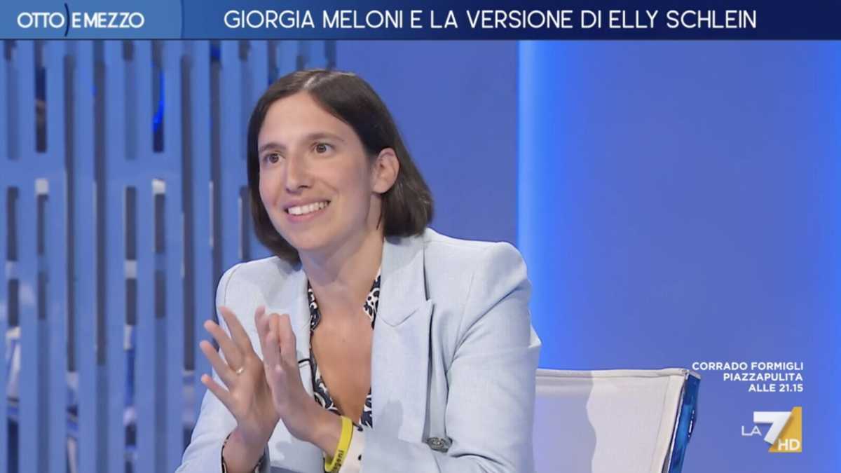 Immagine di Gruber incalza Schlein: "Ma chi la capisce se parla così?"