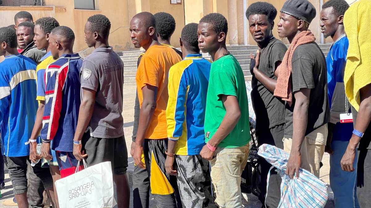 Immagine di Come si fa a “portare” Lampedusa in Libia e in Tunisia? Idea per Meloni