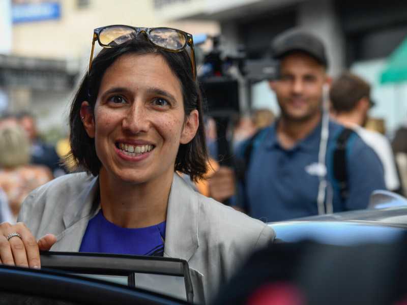 Schlein non sceglie tra Emiliano e Decaro. E allora cita Alexander Langer e Tina Anselmi