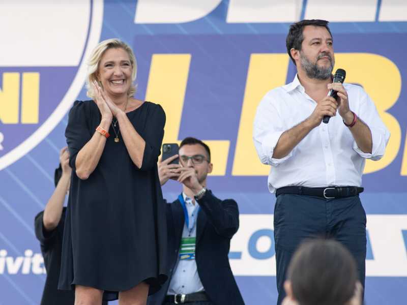 A Pontida, Le Pen trascina Salvini. E un po' anche Giorgetti