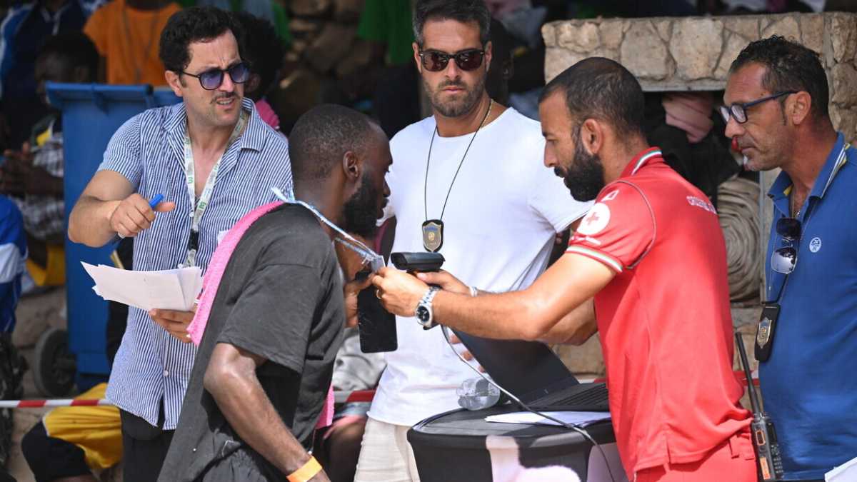 Immagine di Cosa prevede il piano del governo sui Centri di espulsione per migranti