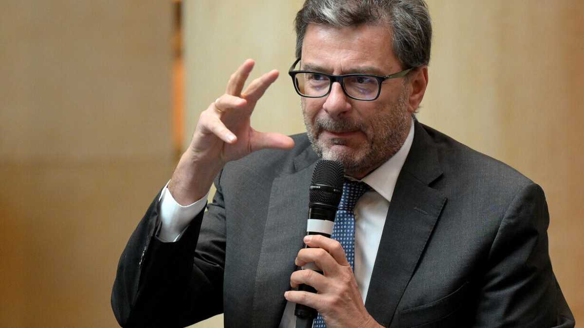 Immagine di Giorgetti, il giudizio dei mercati e la finta soluzione dello “scorporo”