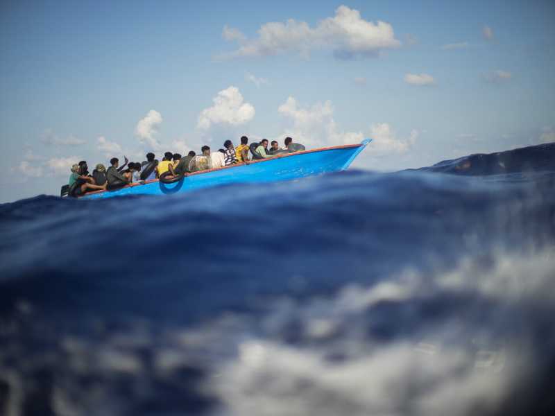 Trattare i trafficanti come terroristi è cosa buona e giusta (e pure di sinistra)