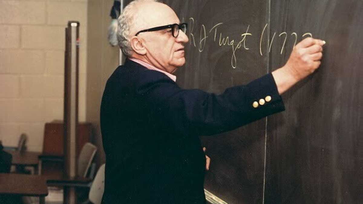 Immagine di Rothbard contro la livella che vorrebbe trasformare l’umanità in formicaio