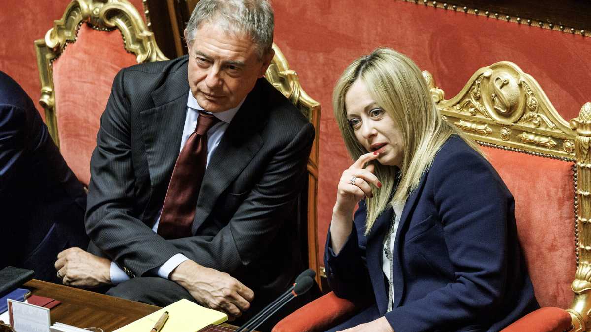 Immagine di Il decreto Energia boccia l’azione di Meloni e Urso contro il caro carburanti