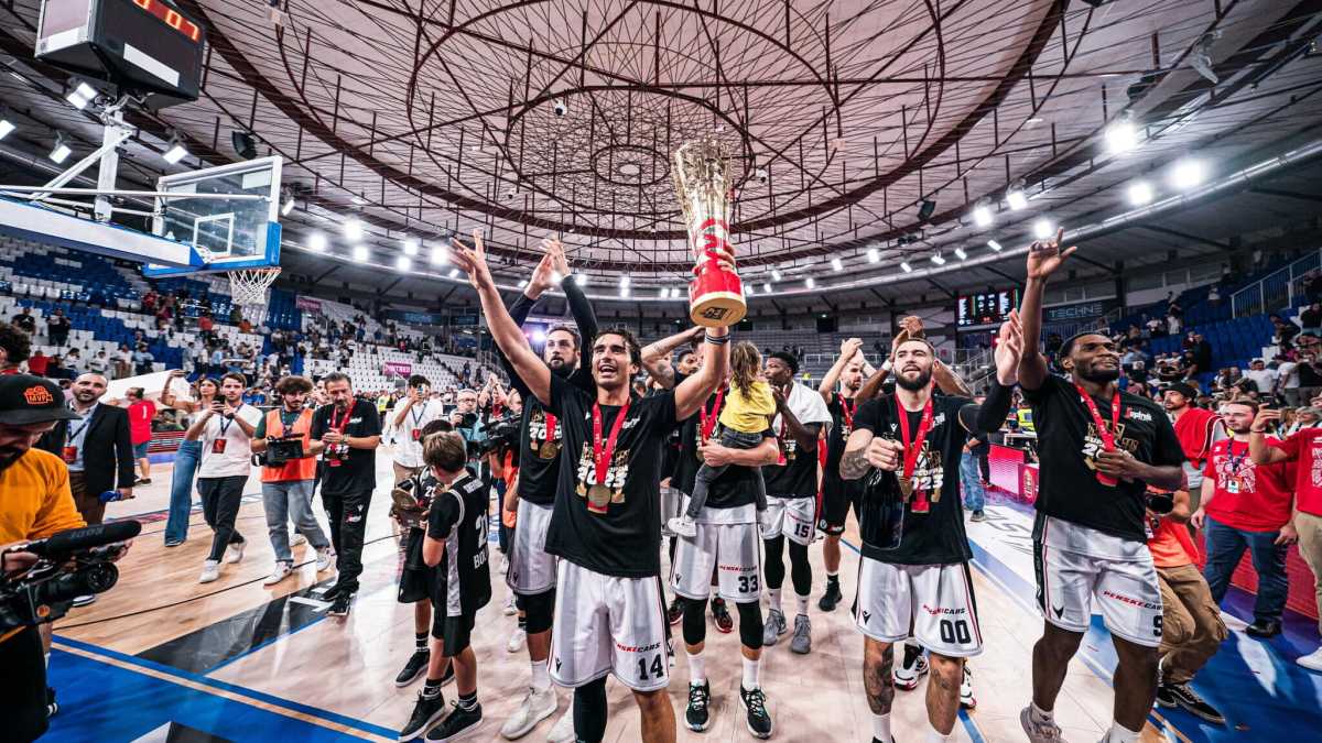 Immagine di La Virtus Bologna vince ancora la Supercoppa, sperando che questa volta sia solo antipasto