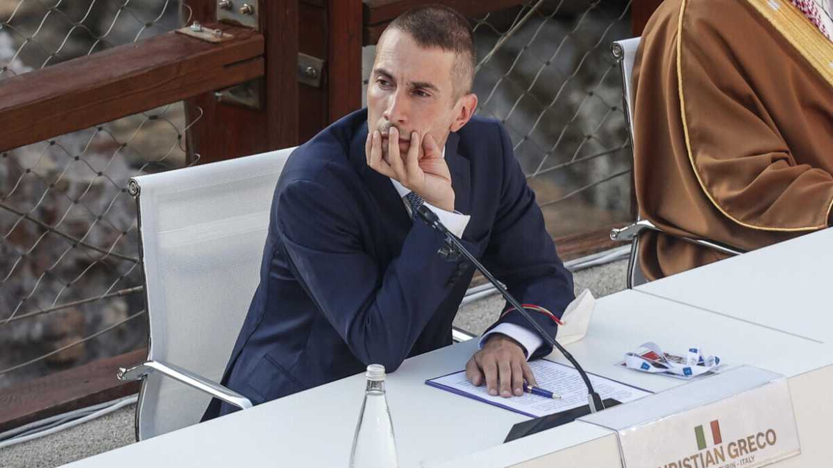 Immagine di La storia di Christian Greco dimostra che in Italia il curriculum non conta nulla