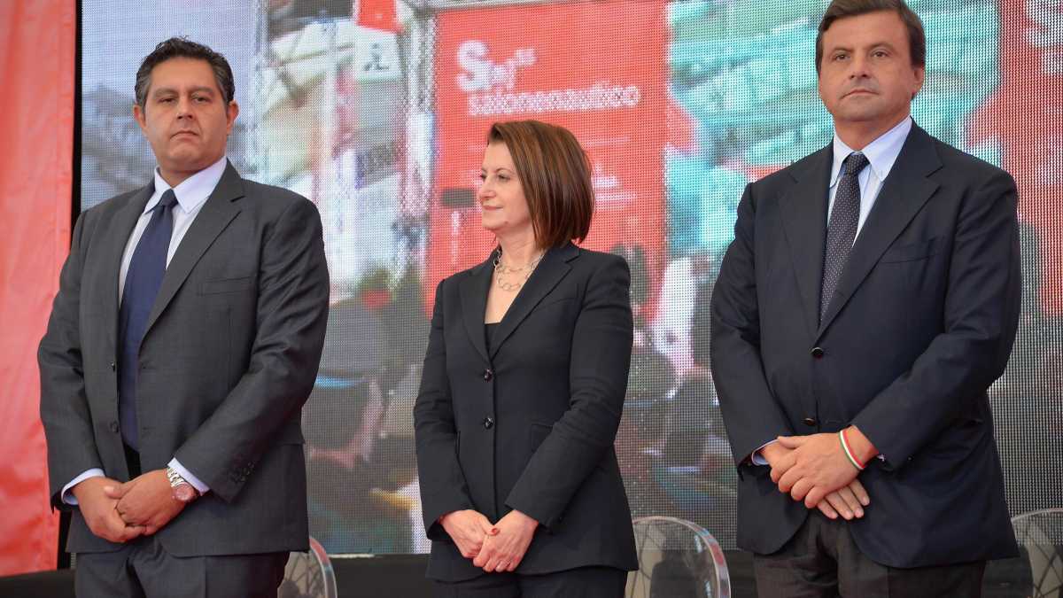 Immagine di Toti ci spiega cosa si gioca Calenda sul rigassificatore ligure