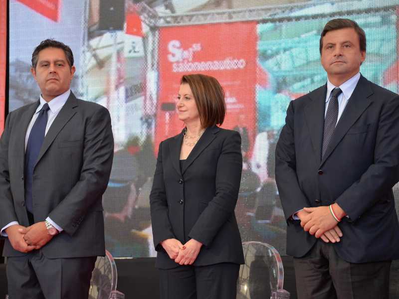 Toti ci spiega cosa si gioca Calenda sul rigassificatore ligure