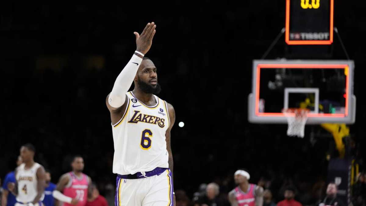 Immagine di Dopo la batosta mondiale, l'America si aggrappa a LeBron James per un nuovo Dream Team olimpico