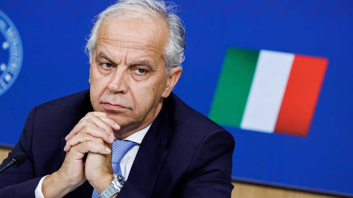 Immagine di Piantedosi si è tirato indietro dal compromesso migratorio. Manuale di negoziazione in Ue