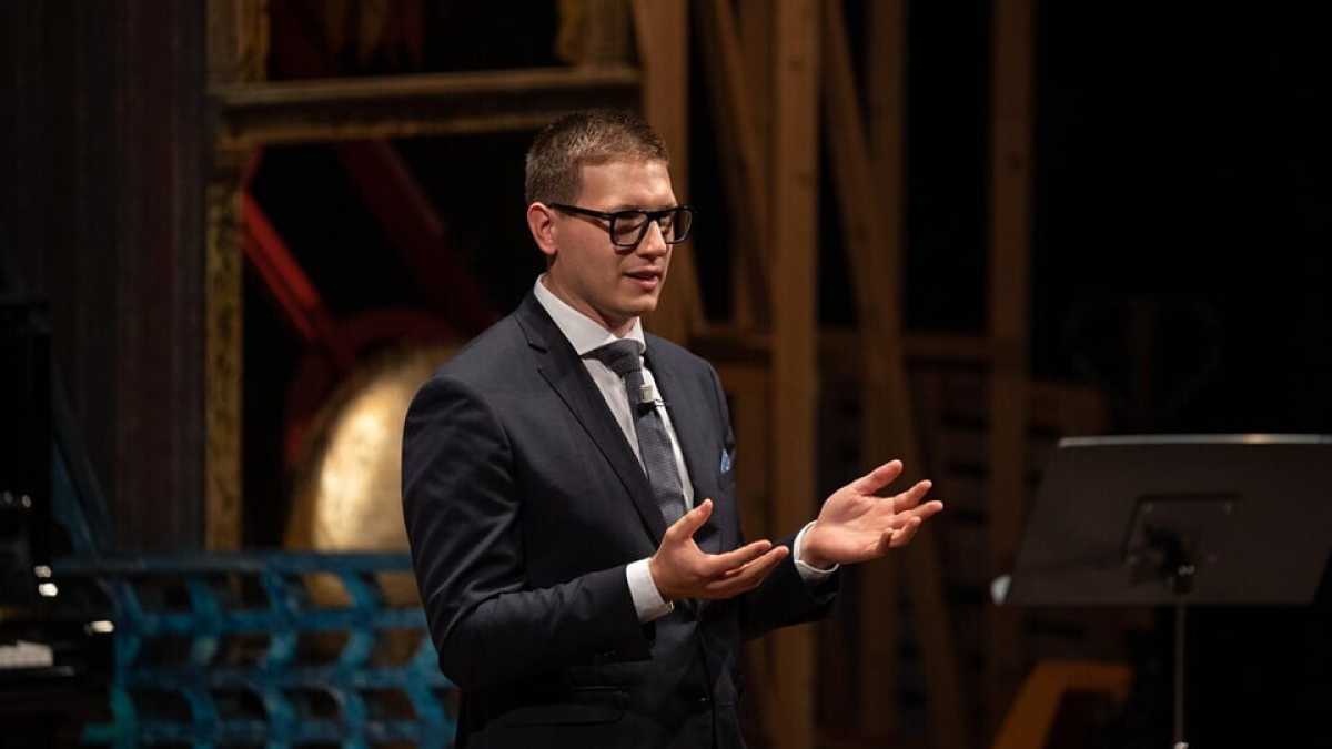 Immagine di Dirigere un teatro d’opera non è necessariamente un mestiere per vecchi