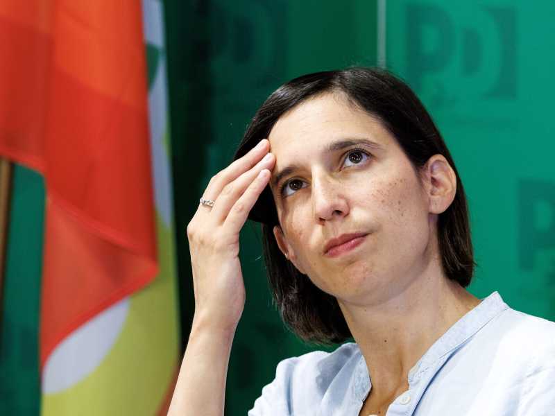 Silenzio, non parla Elly