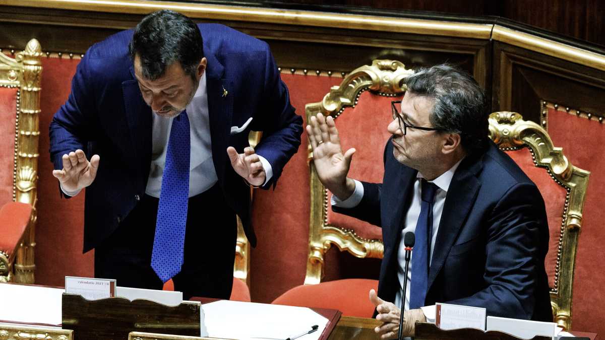 Immagine di L'inconciliabile coesistenza delle visioni di Giorgetti e Salvini sulle pensioni