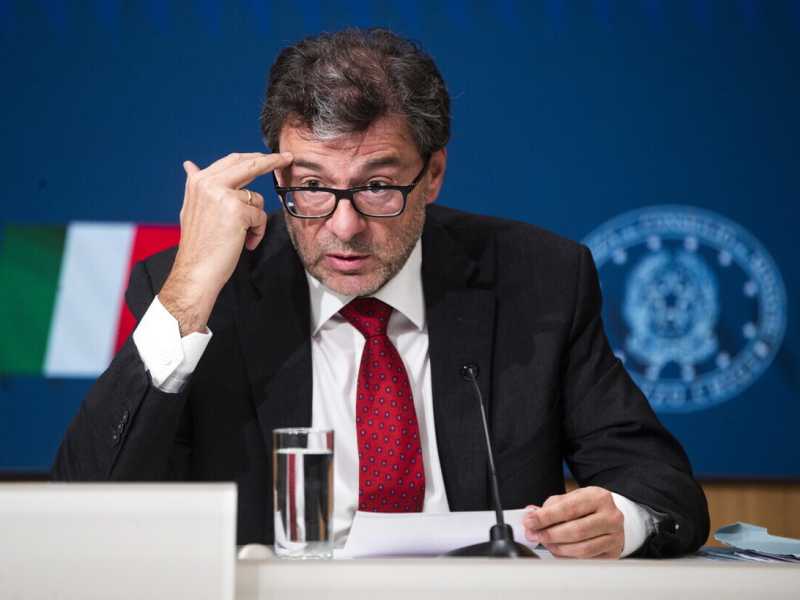 Giancarlo Giorgetti (Ansa)