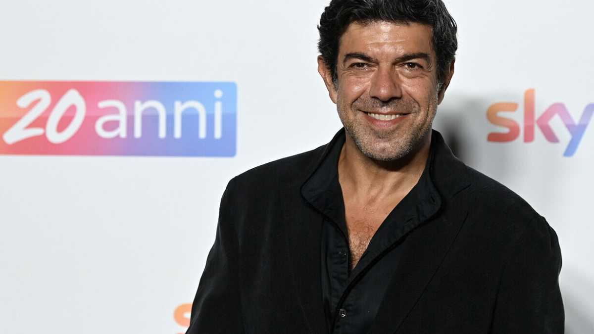 Immagine di Alle terme di Diocleziano per i vent’anni di Sky con Favino, Stefano Accorsi e Alex Del Piero