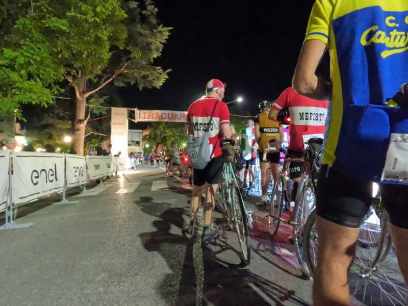 L'arrivo dell'Eroica 2023 a Gaiole in Chianti (foto di Giovanni Battistuzzi)<br /> <br /> <br />