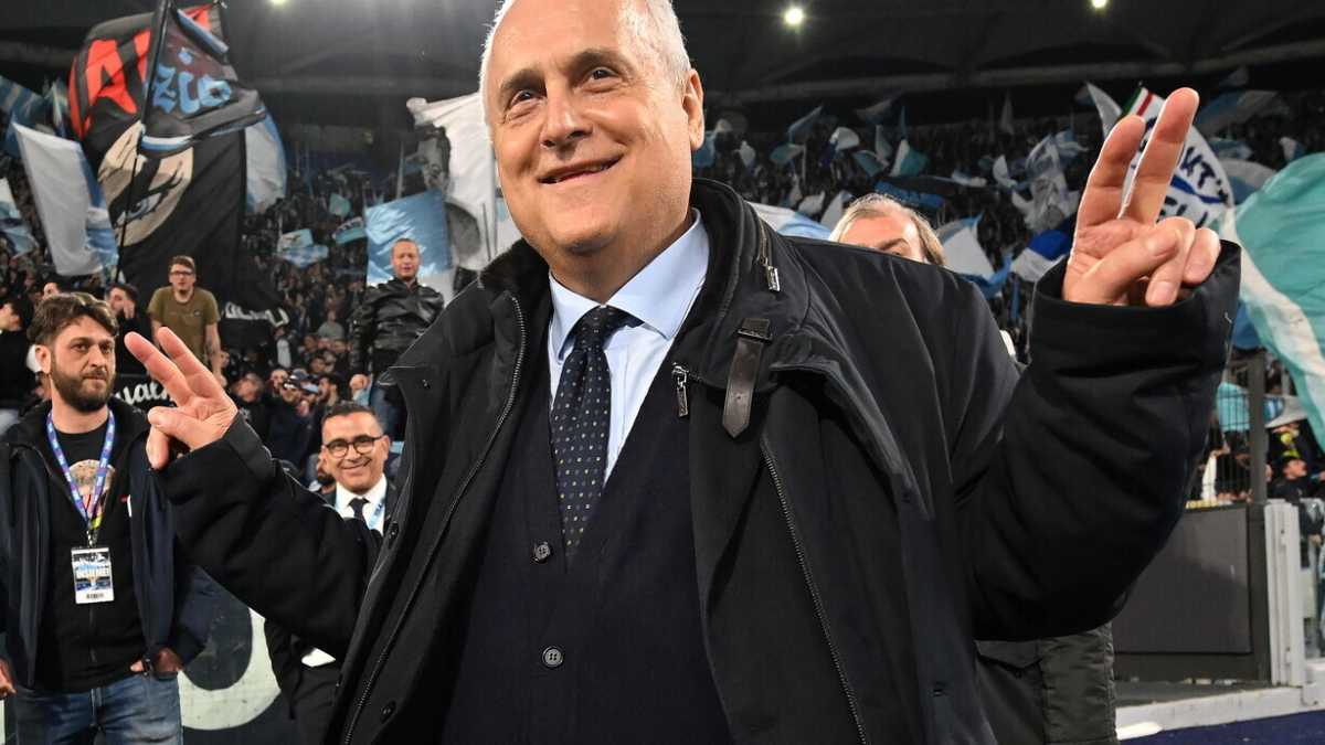 Immagine di "La Roma indossa Riad? E mo la scritta SPQR ce la prendiamo noi”. Intervista a Lotito