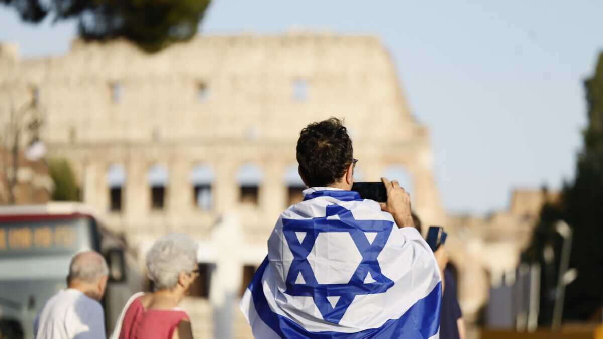 Immagine di Bisogna difendere Israele. Intervenga la comunità internazionale. Ci scrive Guerini